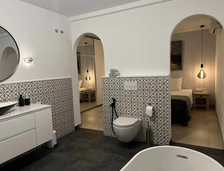 Finals Master Guest Room - Master GR 3