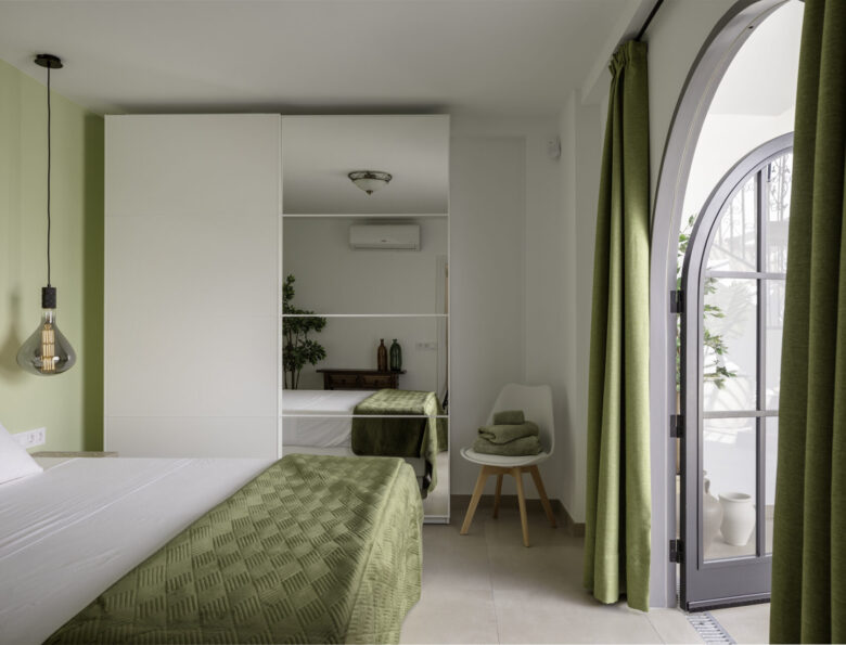 Finals Patio Guest Room - Patio GR 4